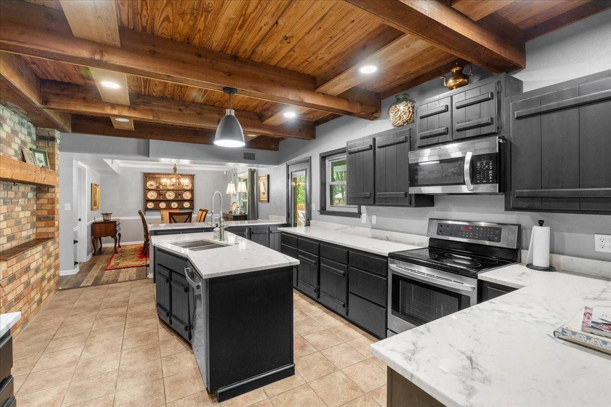 3703 NW County Road 0016 Corsicana TX 75110