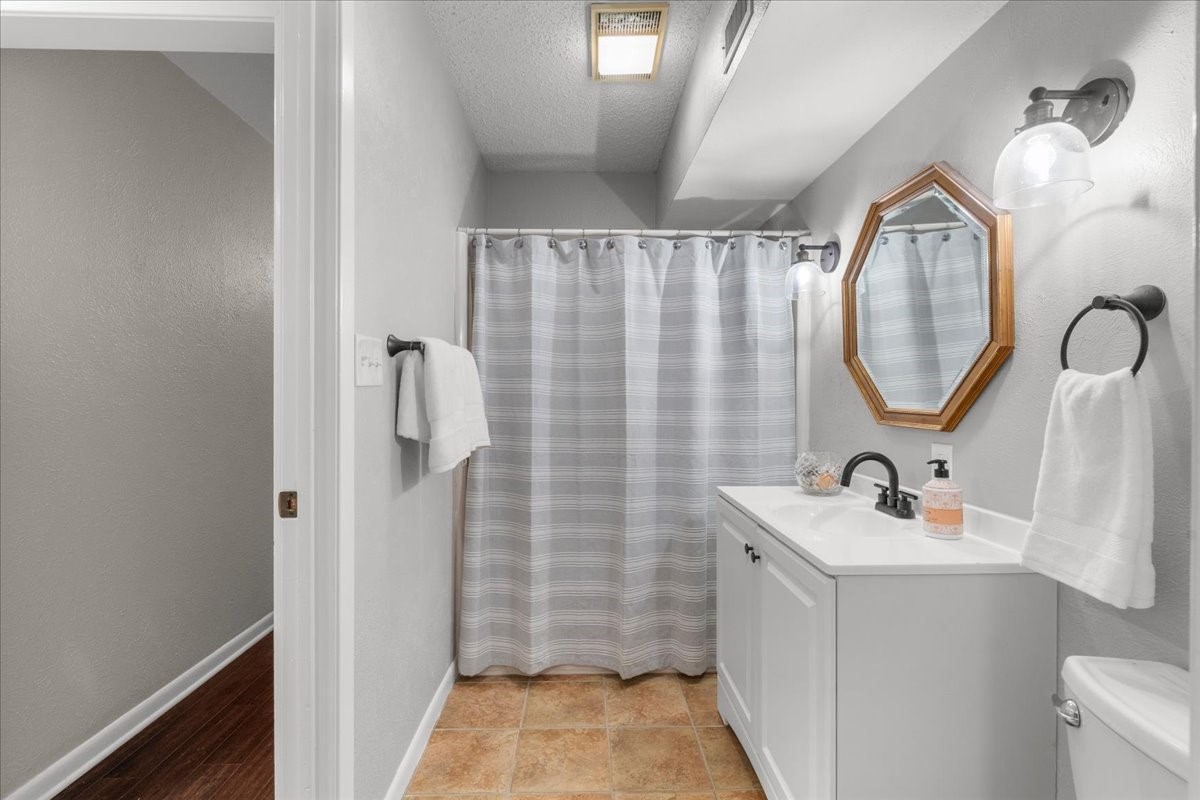 3703 NW County Road 0016 Corsicana TX 75110