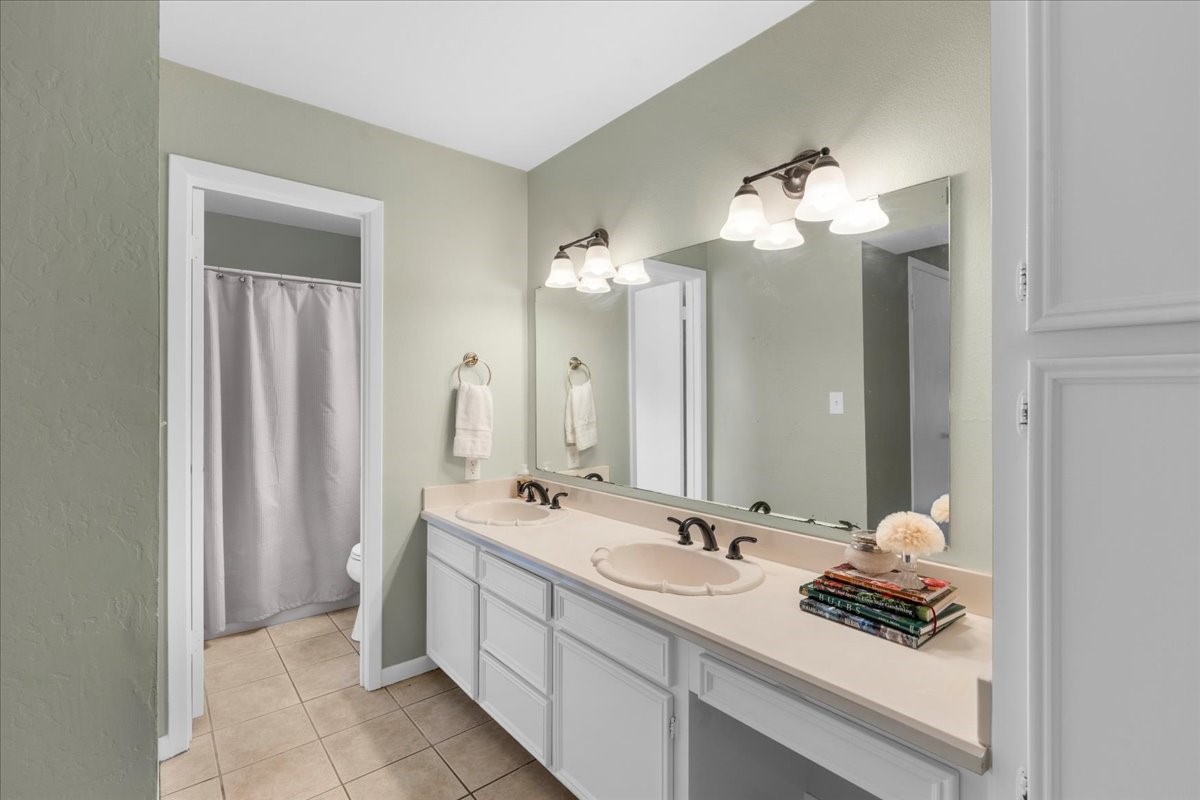 3703 NW County Road 0016 Corsicana TX 75110