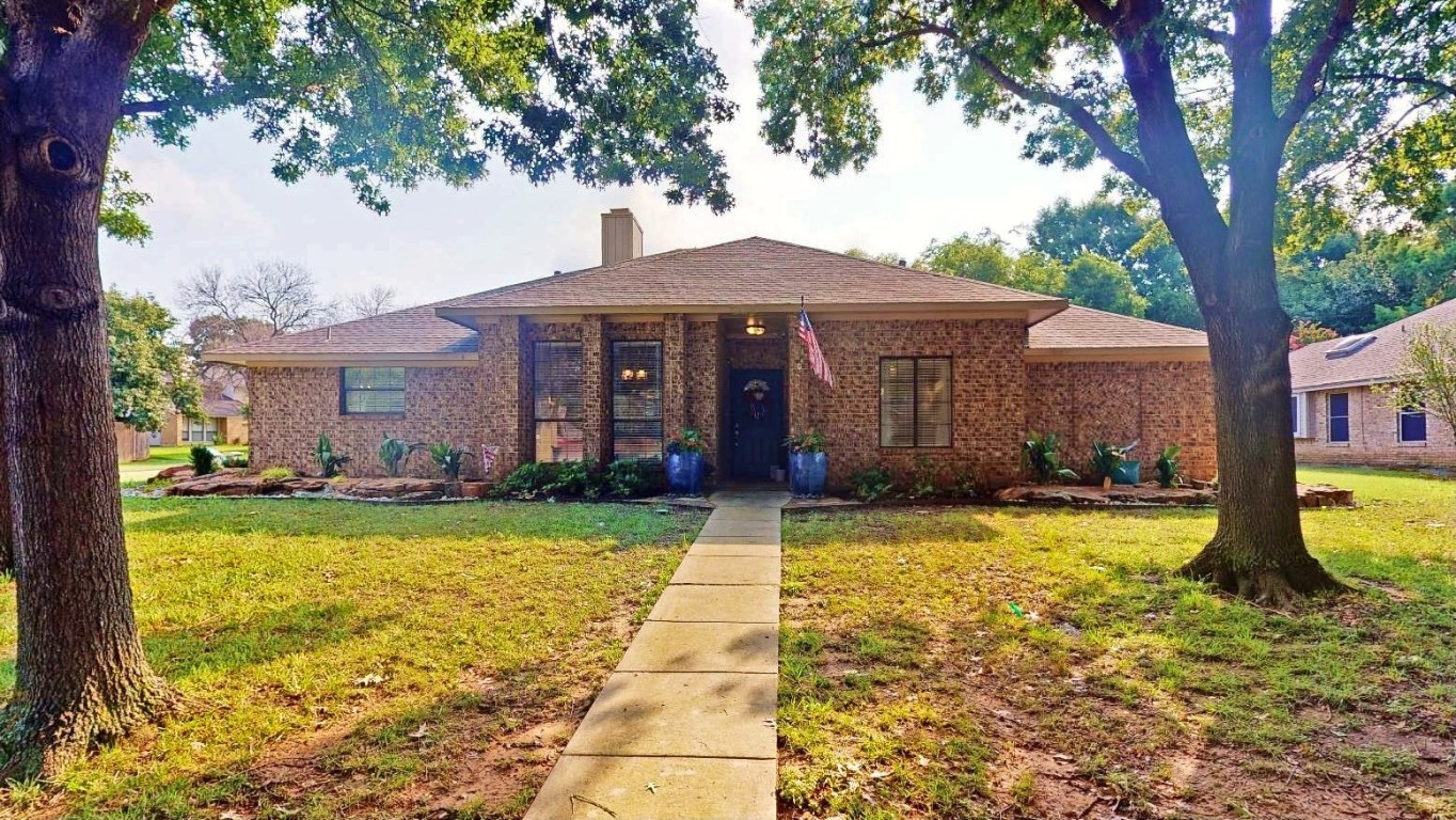 5312 Rawlings Court Flower Mound TX 75028