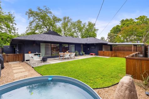 10438 Lippitt Avenue Dallas TX 75218