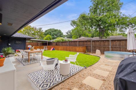 10438 Lippitt Avenue Dallas TX 75218