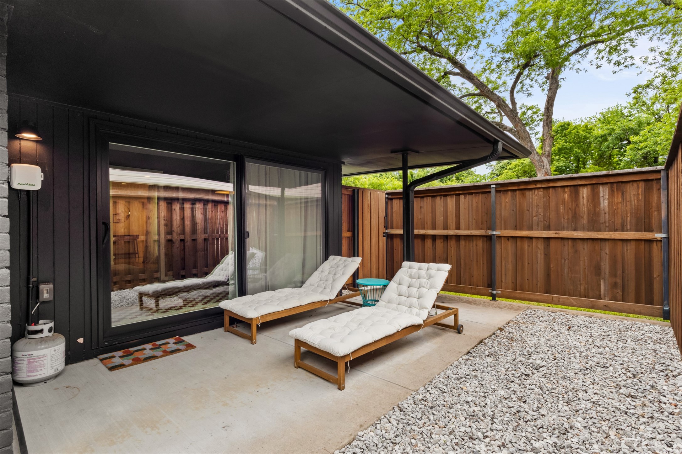 10438 Lippitt Avenue Dallas TX 75218