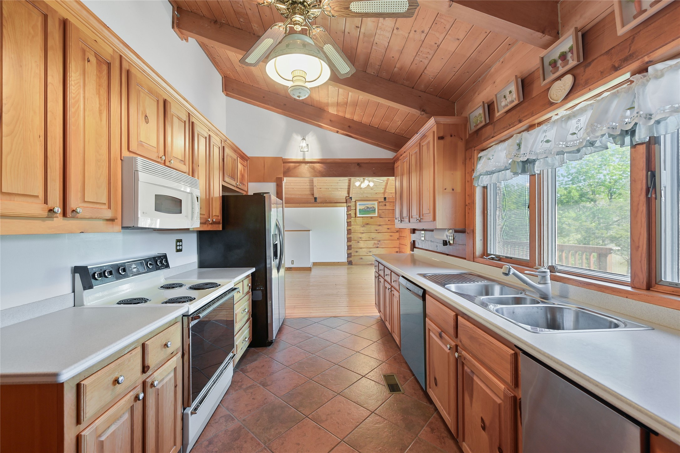 821 Ewing Road Ferris TX 75125