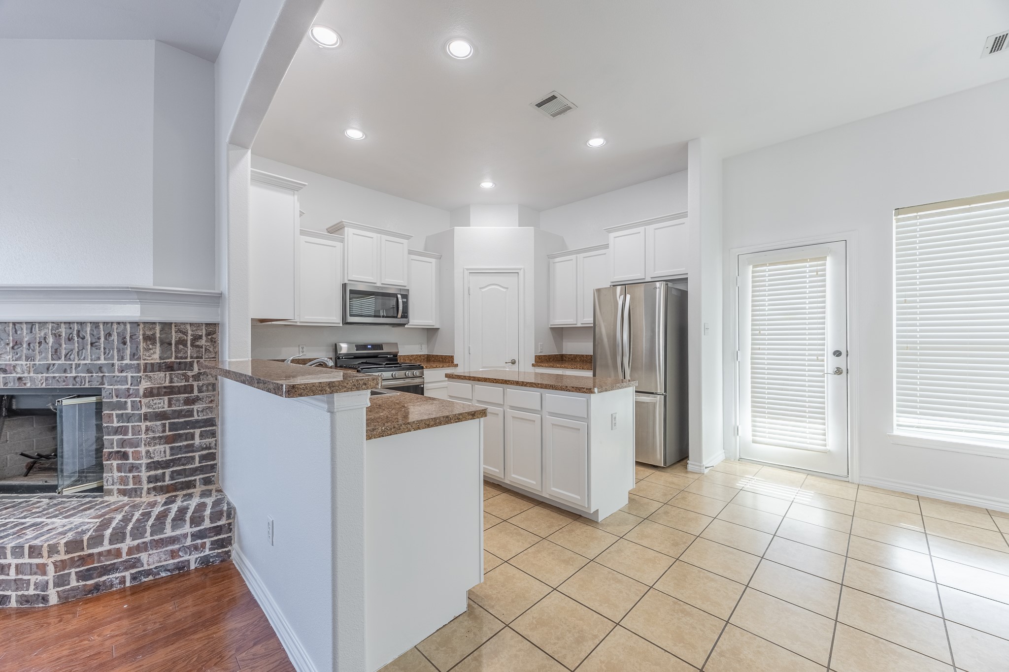 8537 Meadow Sweet Lane Fort Worth TX 76123