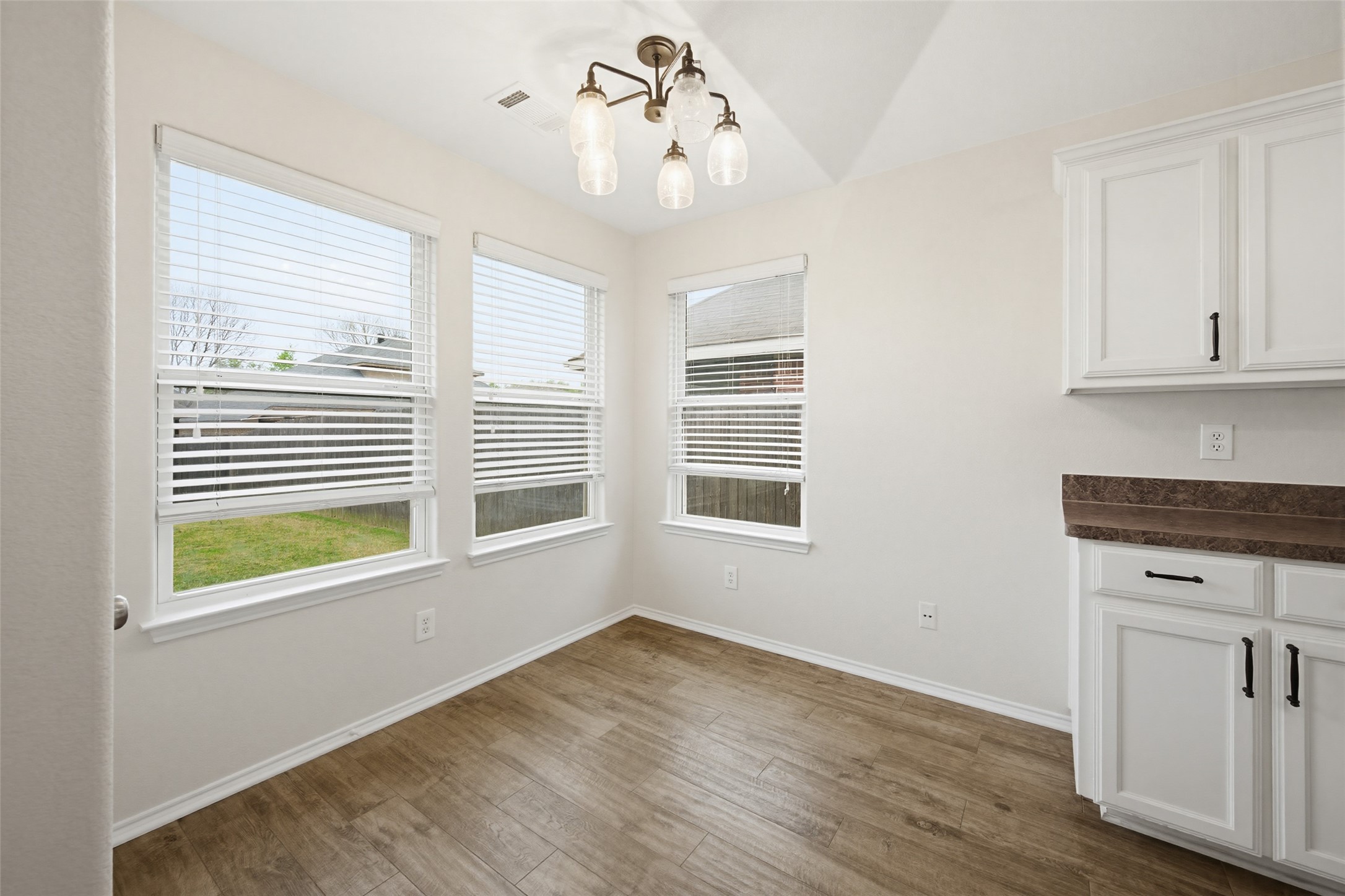 1525 Wickham Drive Burleson TX 76028