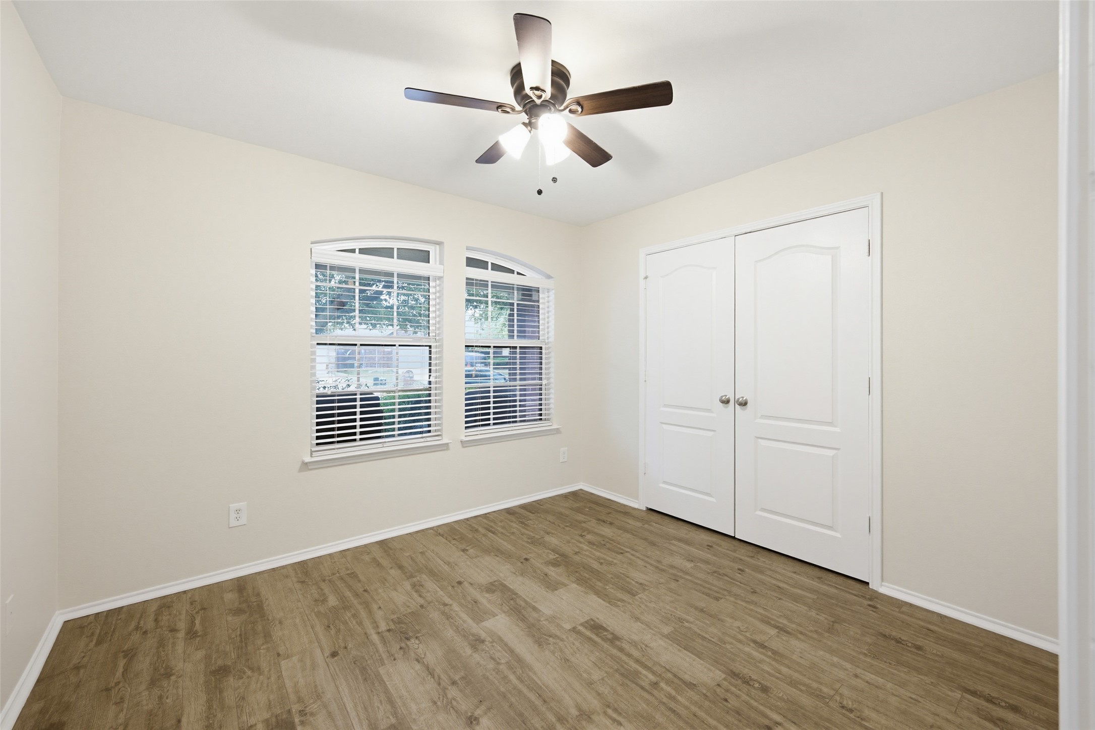 1525 Wickham Drive Burleson TX 76028
