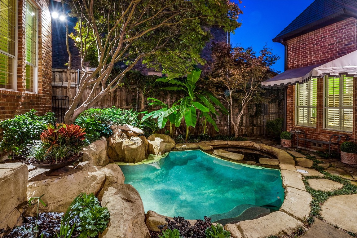 4604 Redwood Court Irving TX 75038