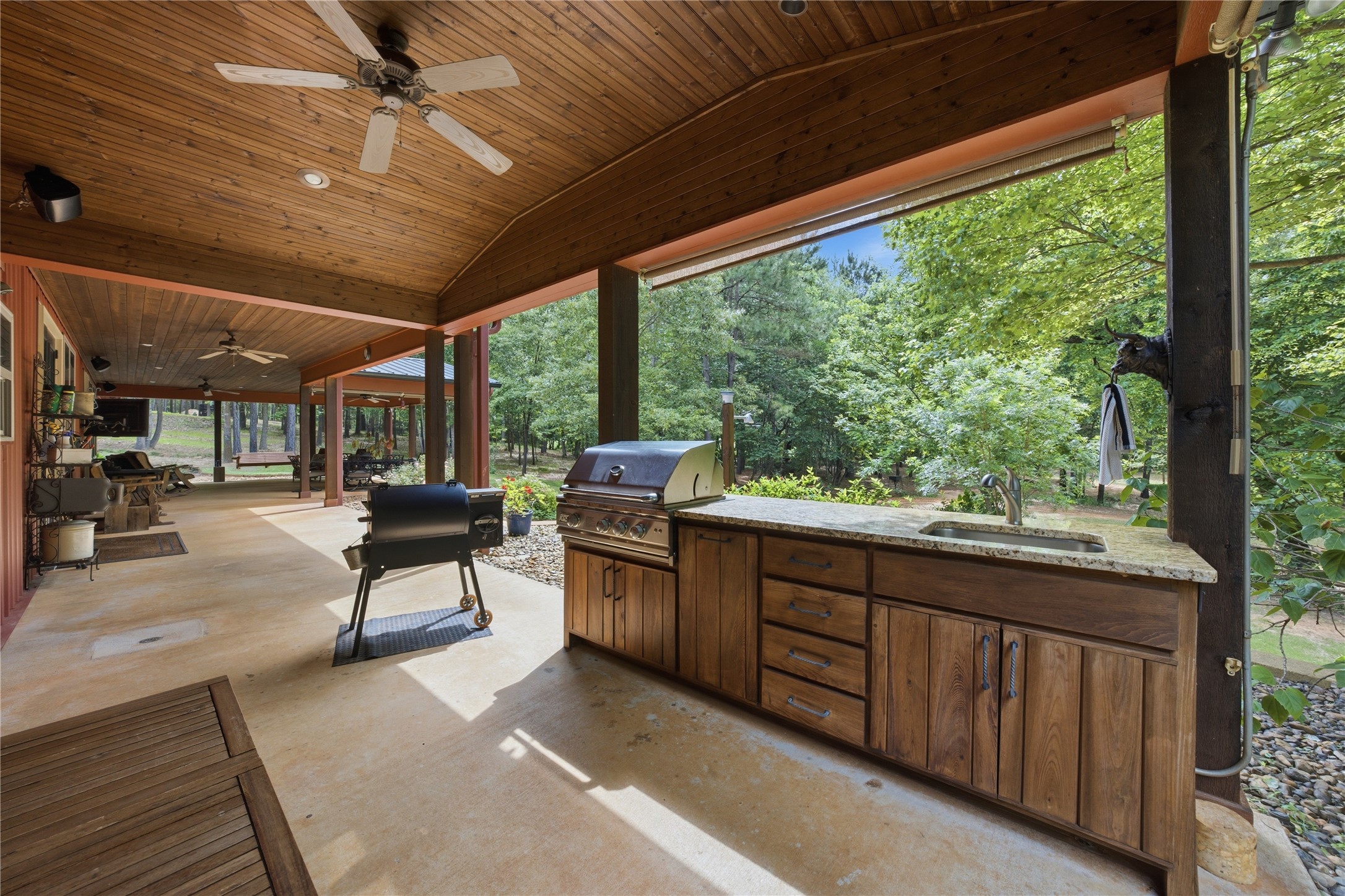 2287 Cr 3402 Bullard TX 75757