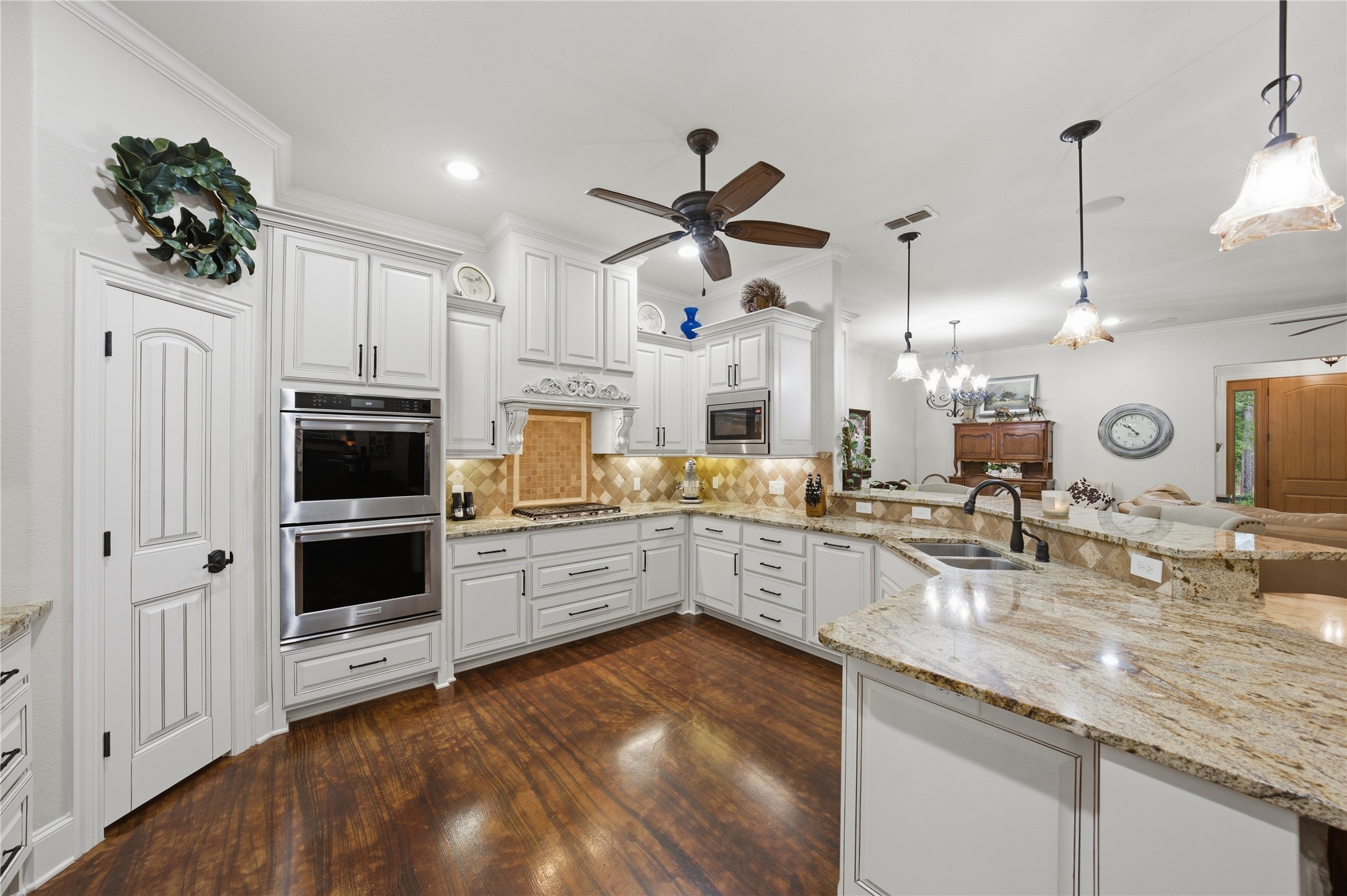 2287 Cr 3402 Bullard TX 75757