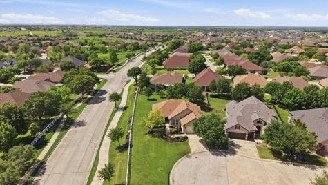 12001 Lockhart Court Denton TX 76207