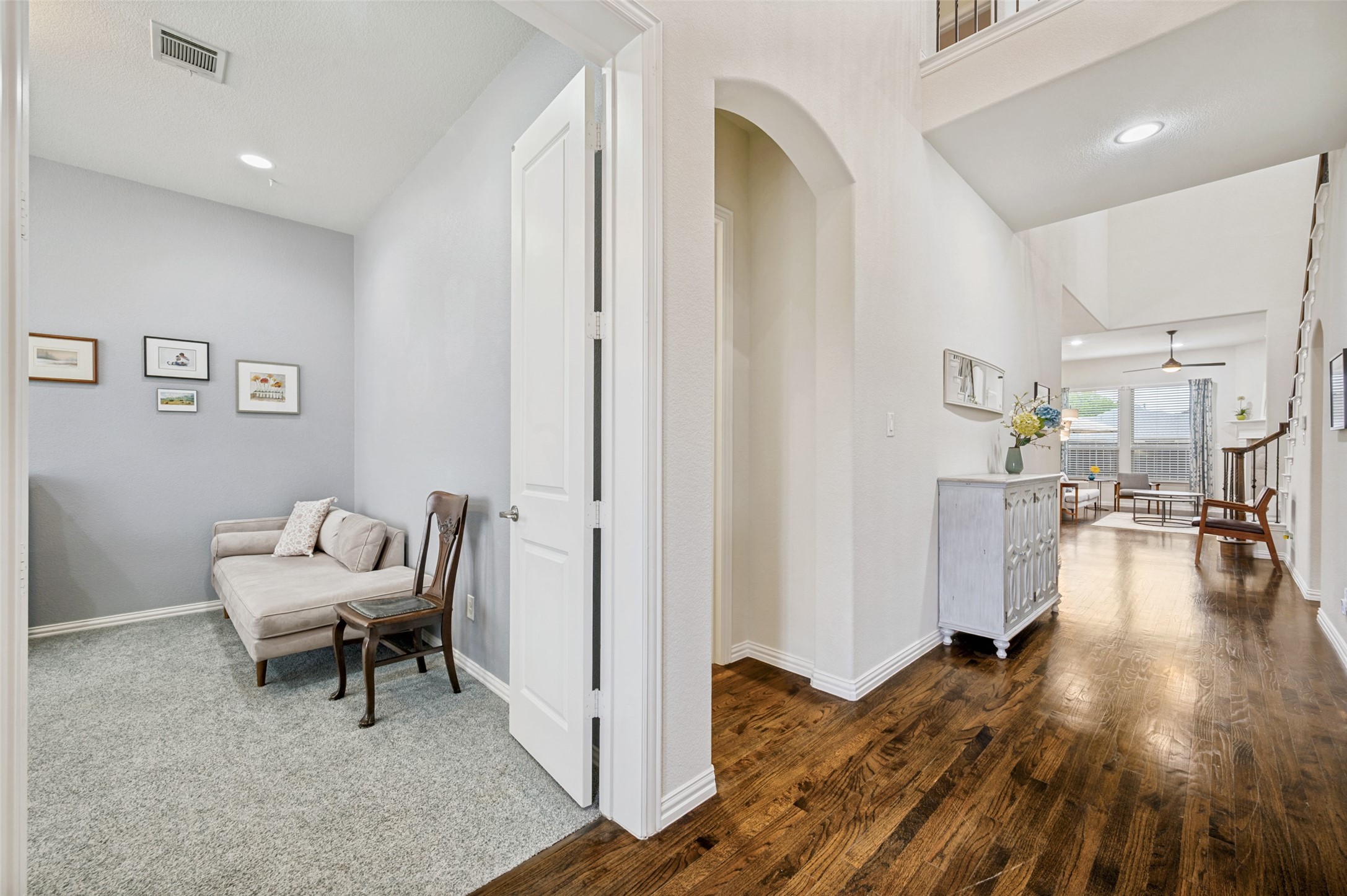 2841 Edinburgh Carrollton TX 75006