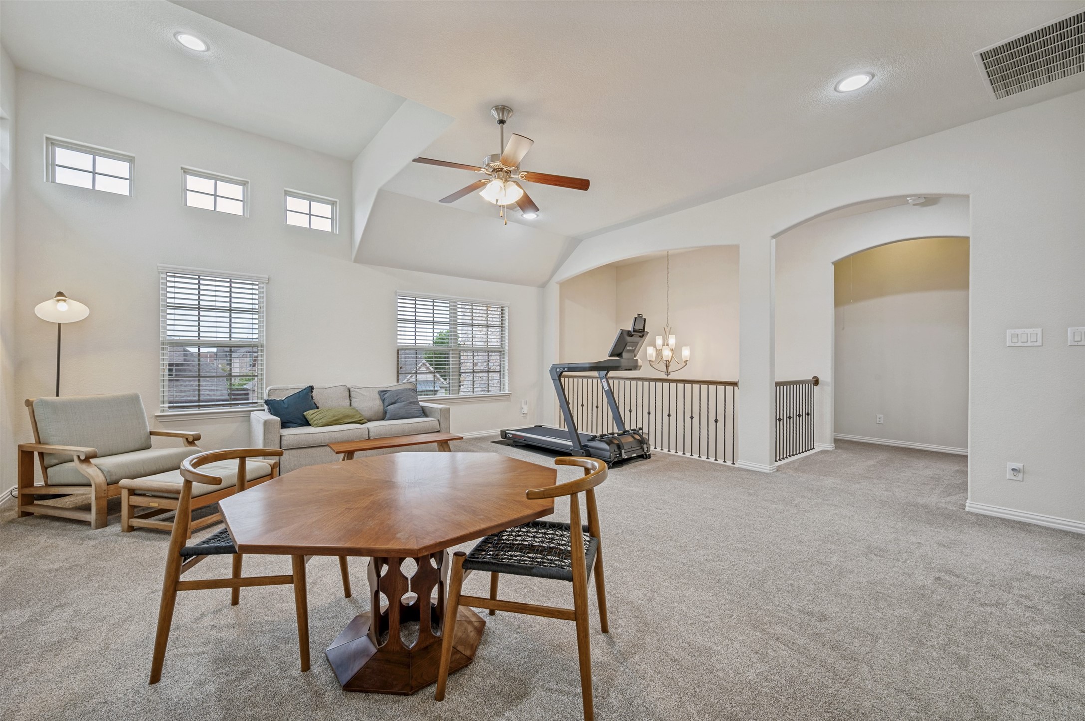 2841 Edinburgh Carrollton TX 75006