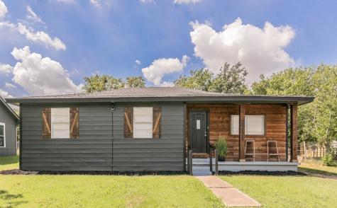211 W Poplar Street Celina TX 75009