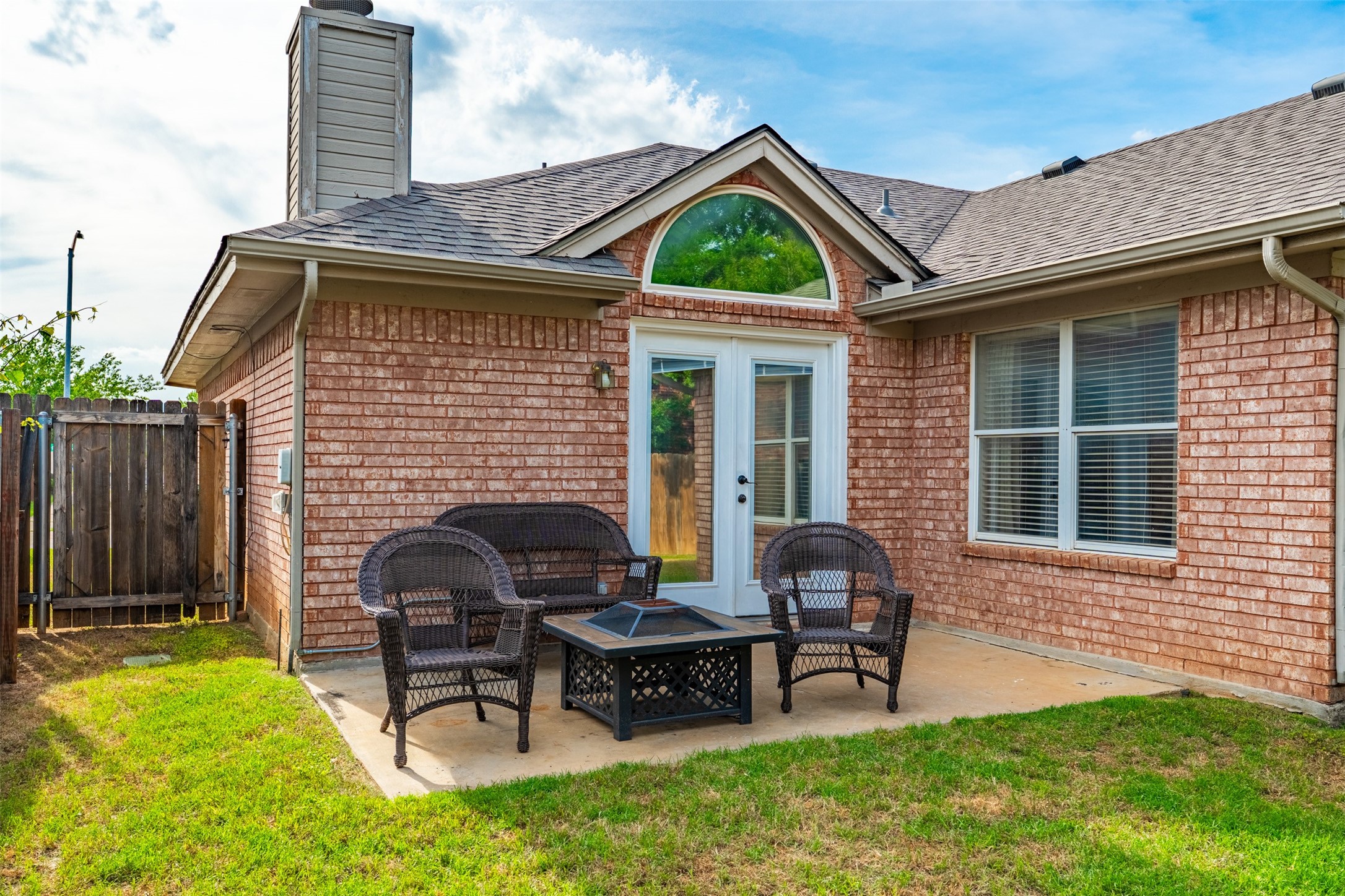 2956 Timber Creek Trail Fort Worth TX 76118