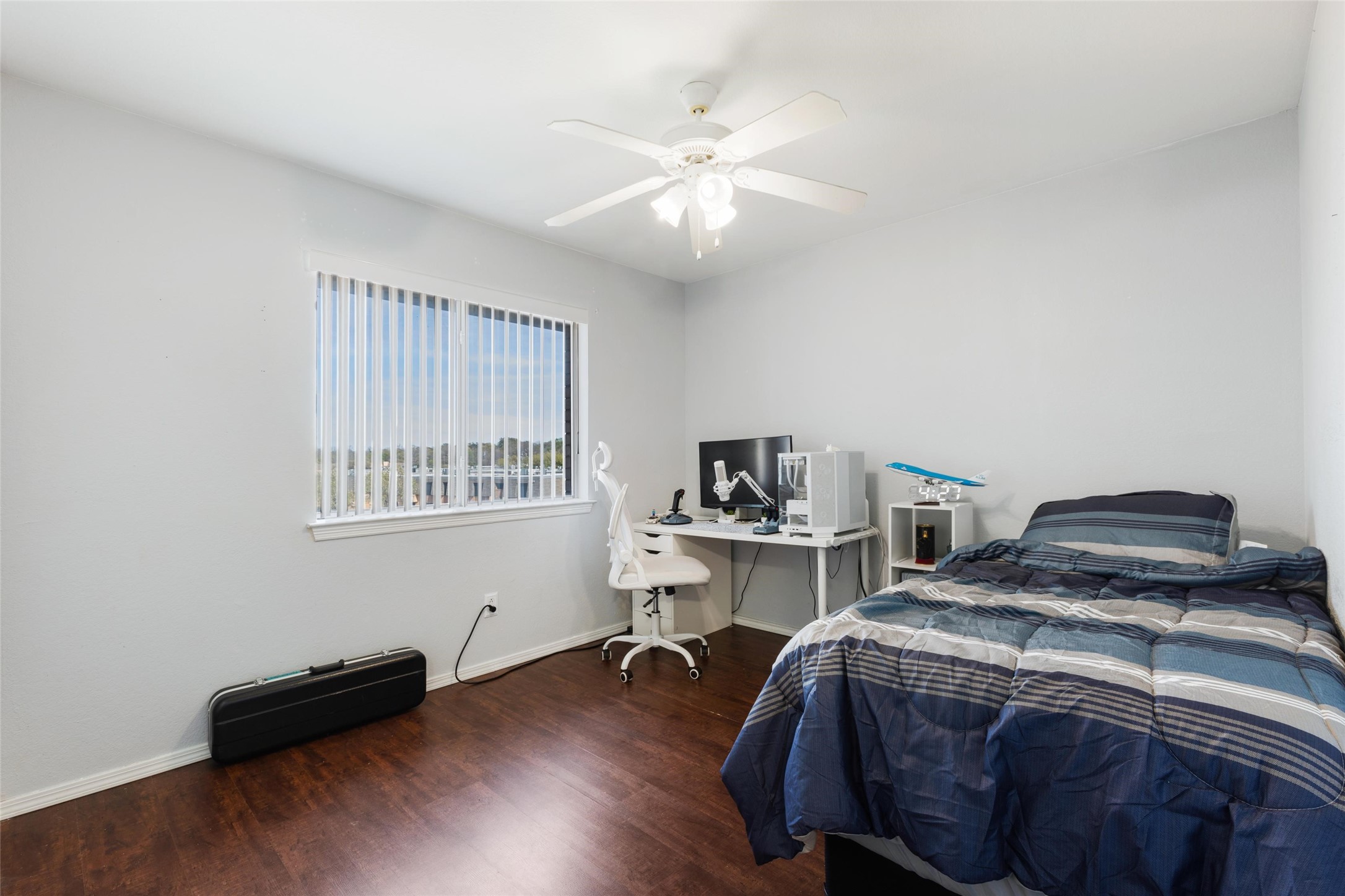 1031 Park Avenue Carrollton TX 75006