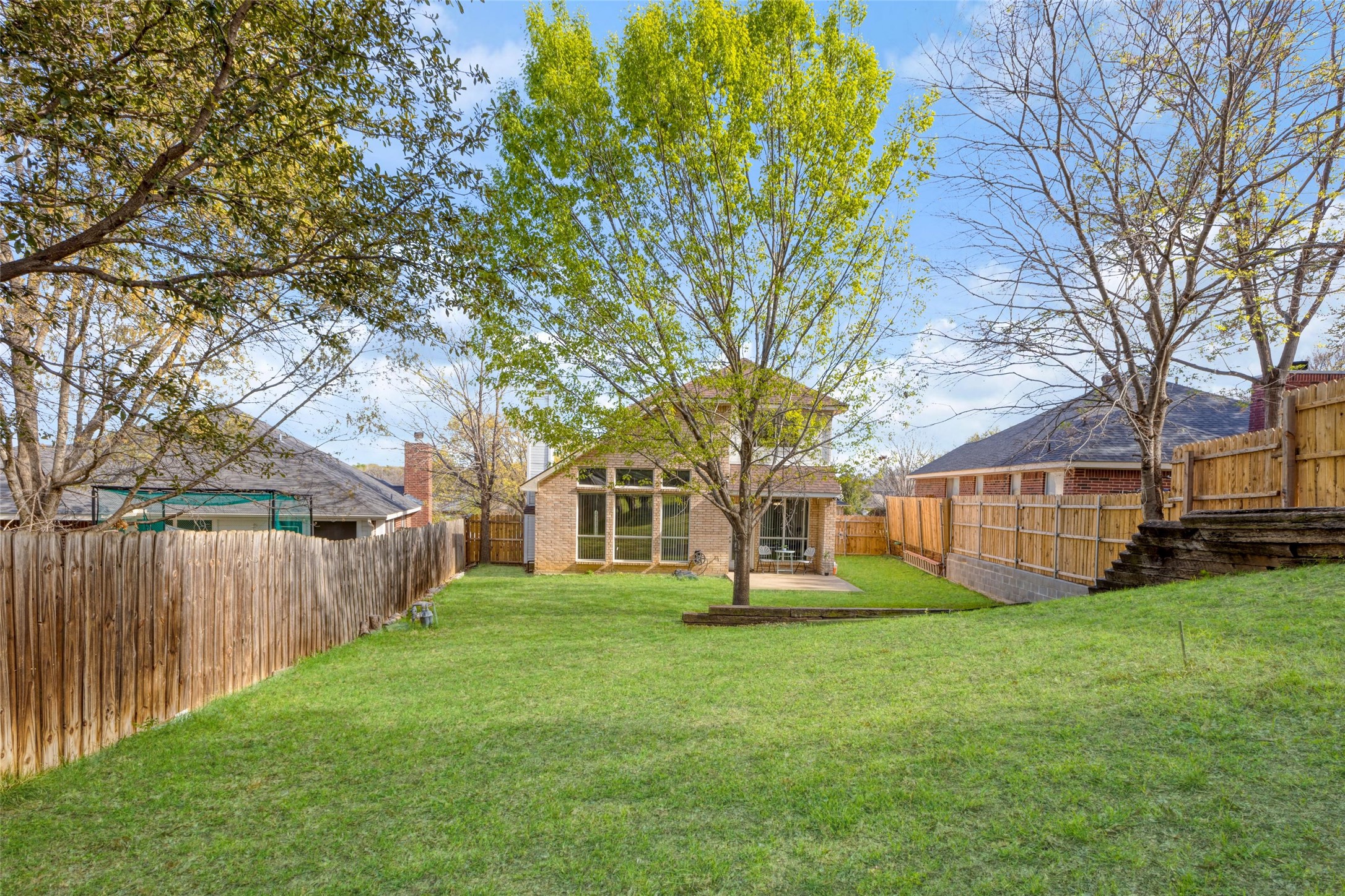 1031 Park Avenue Carrollton TX 75006