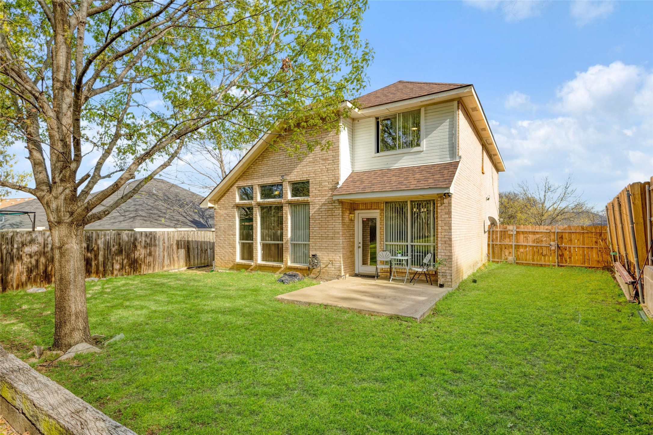1031 Park Avenue Carrollton TX 75006