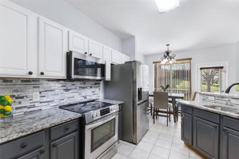 1031 Park Avenue Carrollton TX 75006