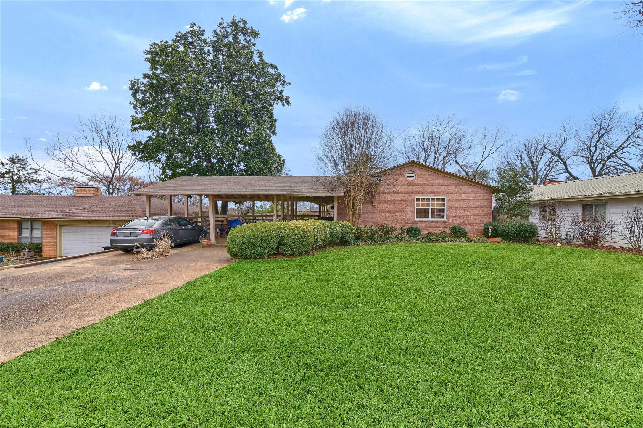 1516 W Monterey Street Denison TX 75020