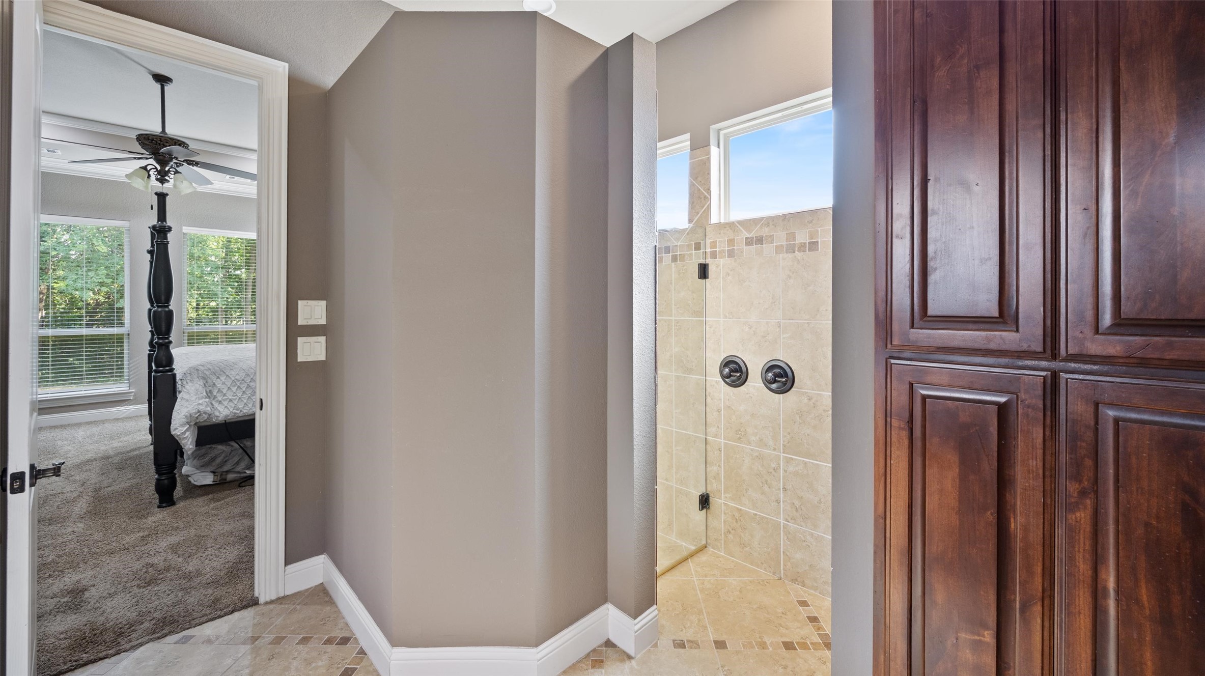 511 Oak Forest Court Kennedale TX 76060