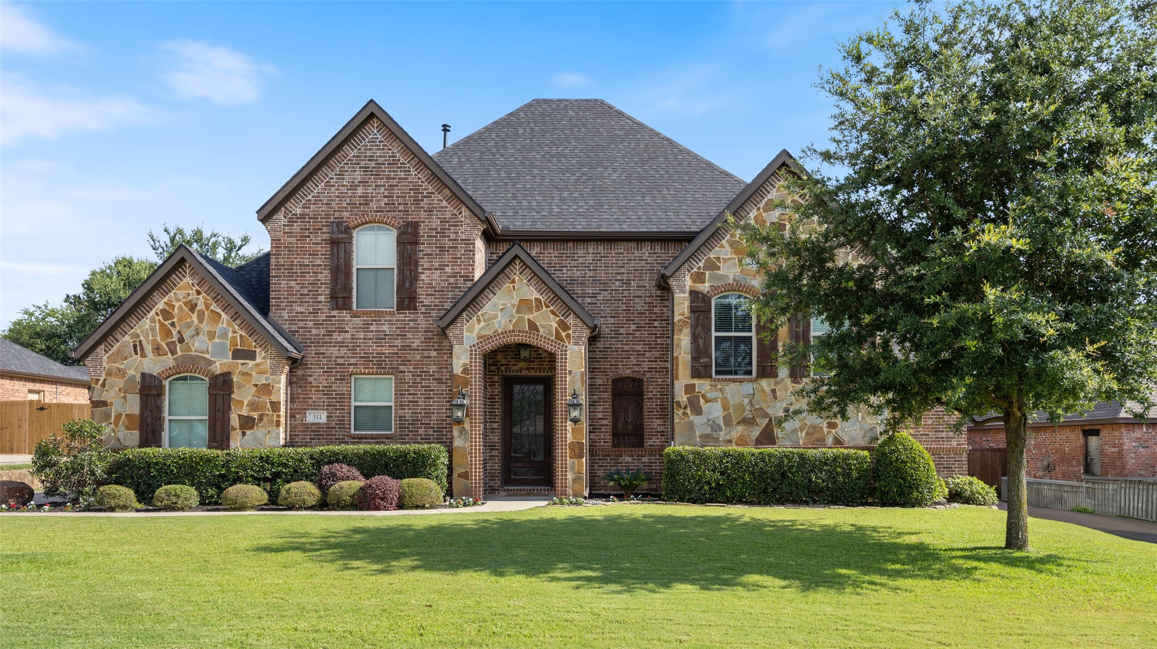 511 Oak Forest Court Kennedale TX 76060