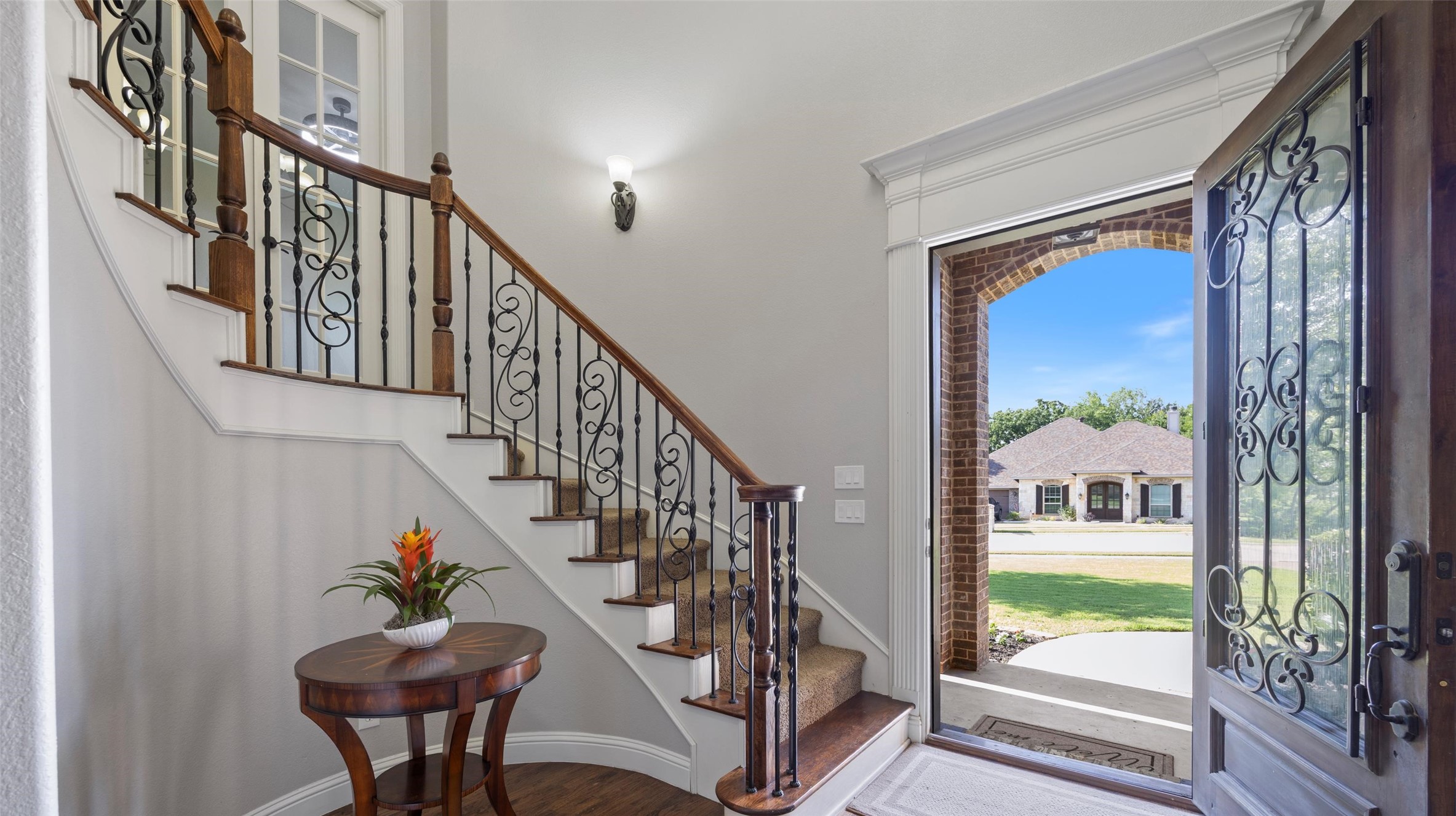 511 Oak Forest Court Kennedale TX 76060