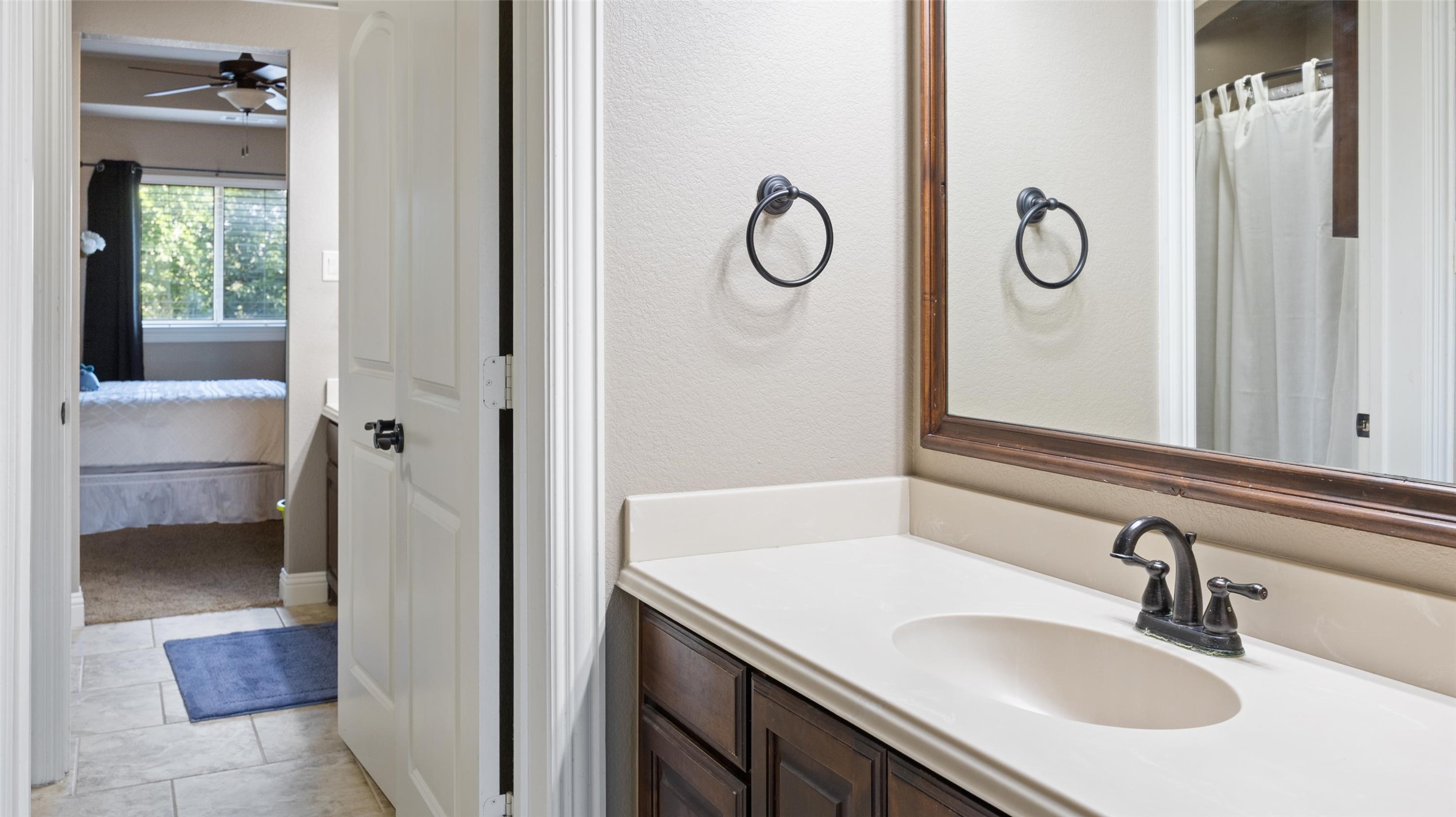 511 Oak Forest Court Kennedale TX 76060