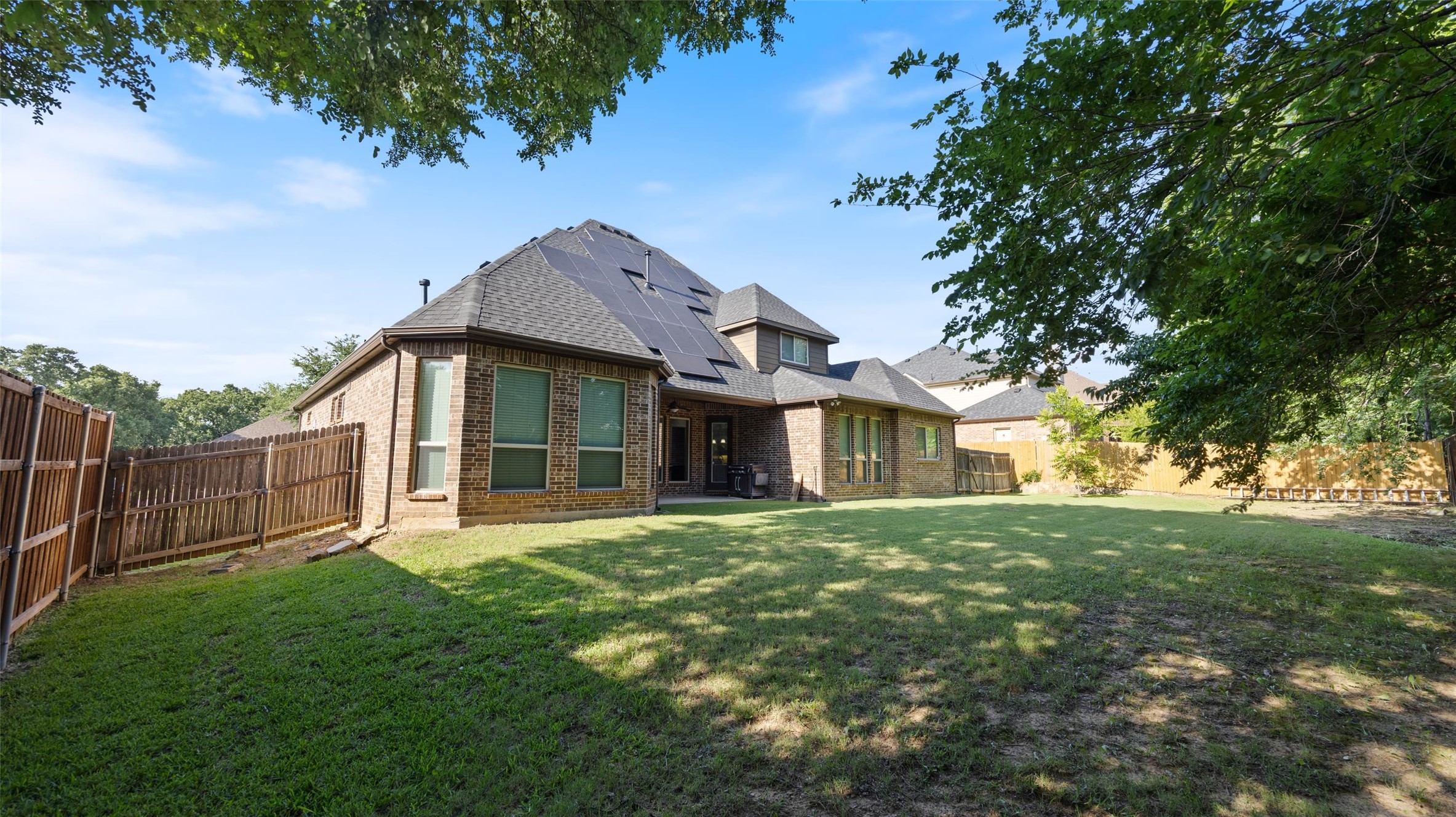 511 Oak Forest Court Kennedale TX 76060