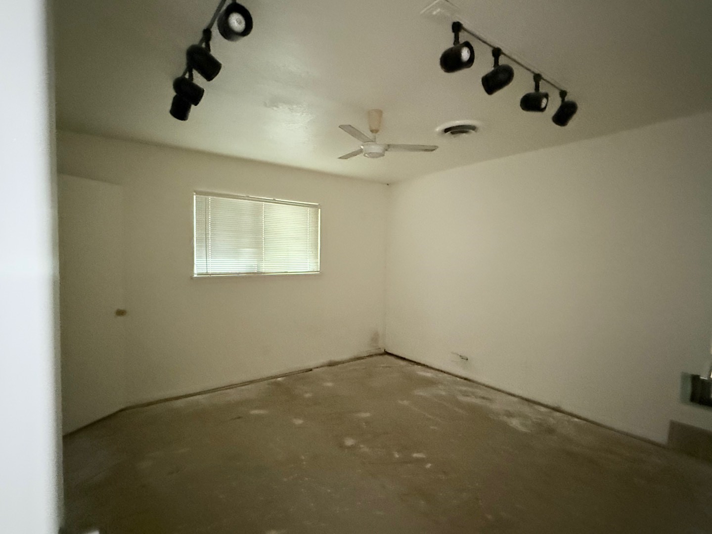 8405 Doreen Avenue Fort Worth TX 76116