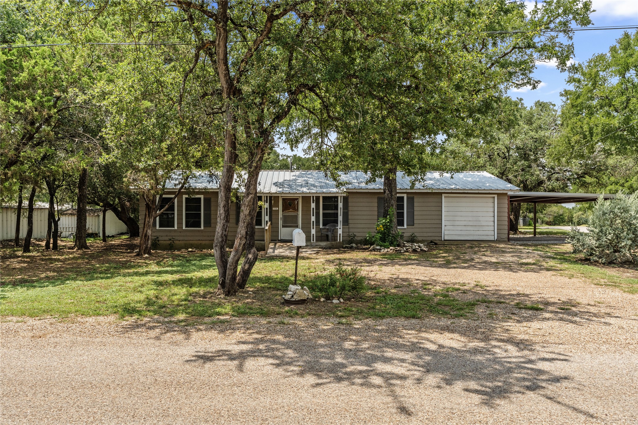 300 County Road 1624 Clifton TX 76634