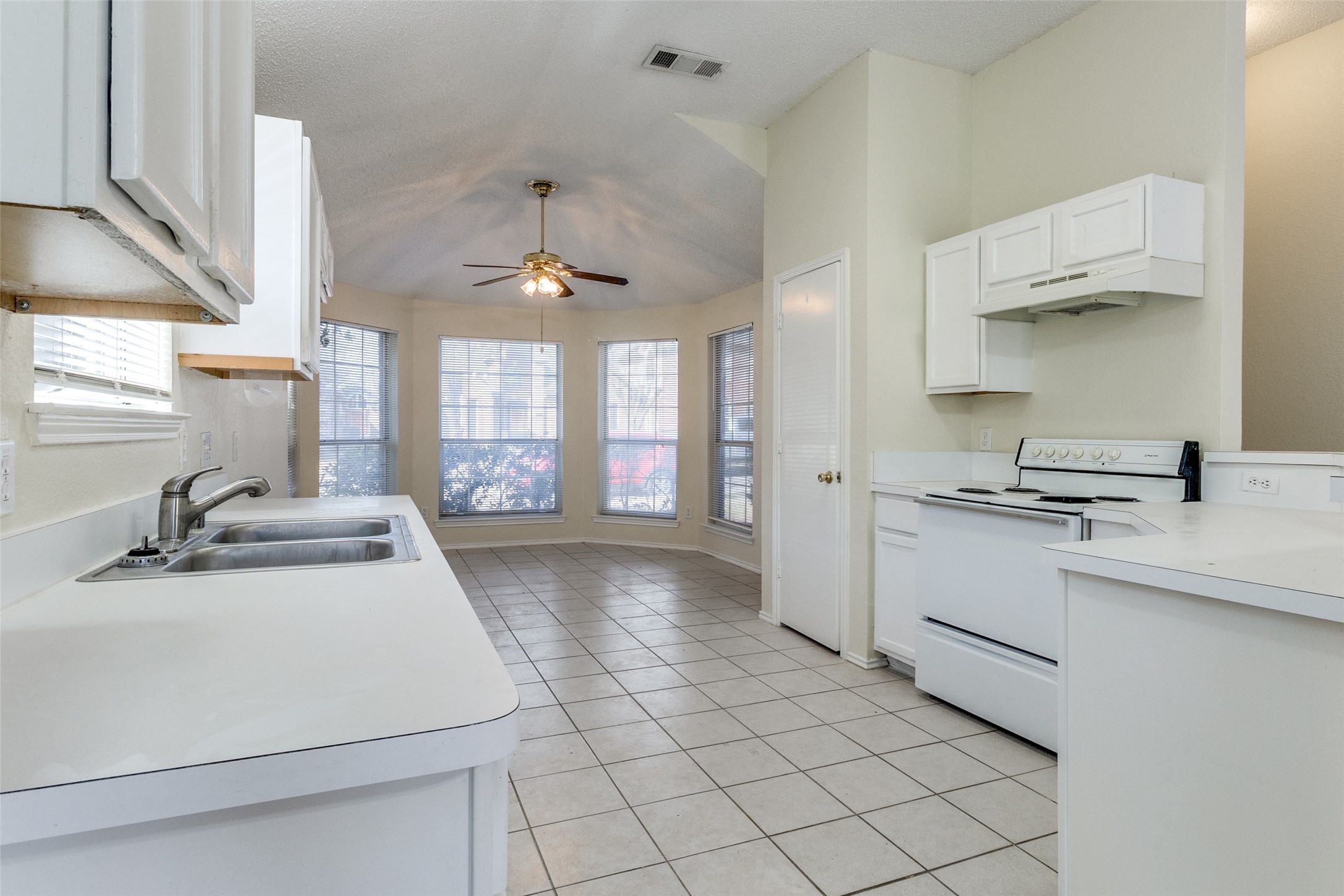 718 Indianpaint Drive Mesquite TX 75149
