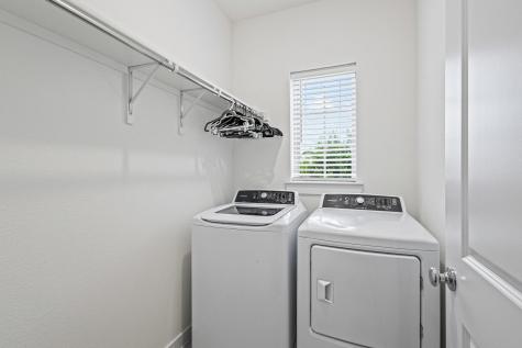 3952 Oak Creek Circle Denison TX 75020