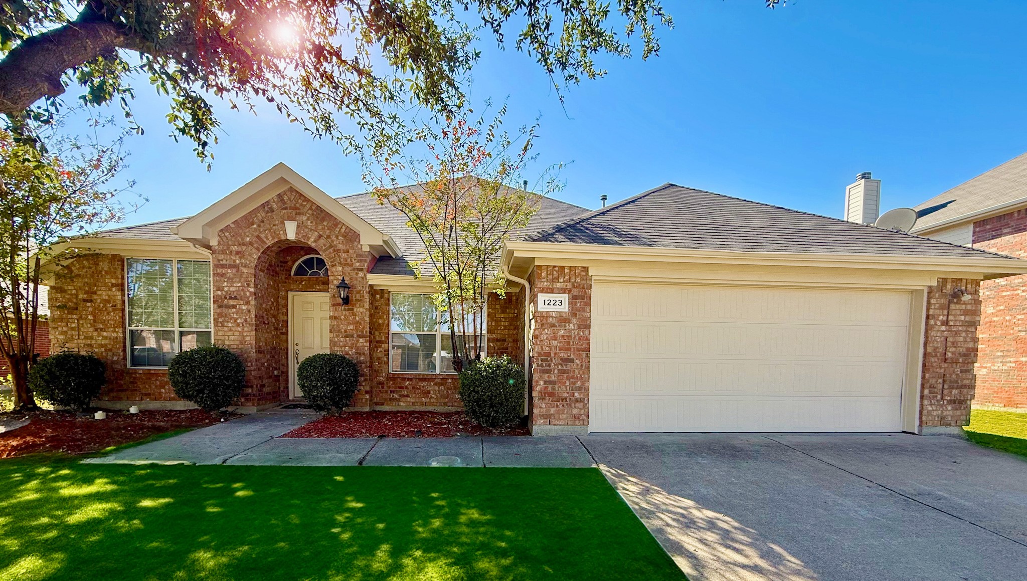 1223 Fleetwood Cove Drive Grand Prairie TX 75052