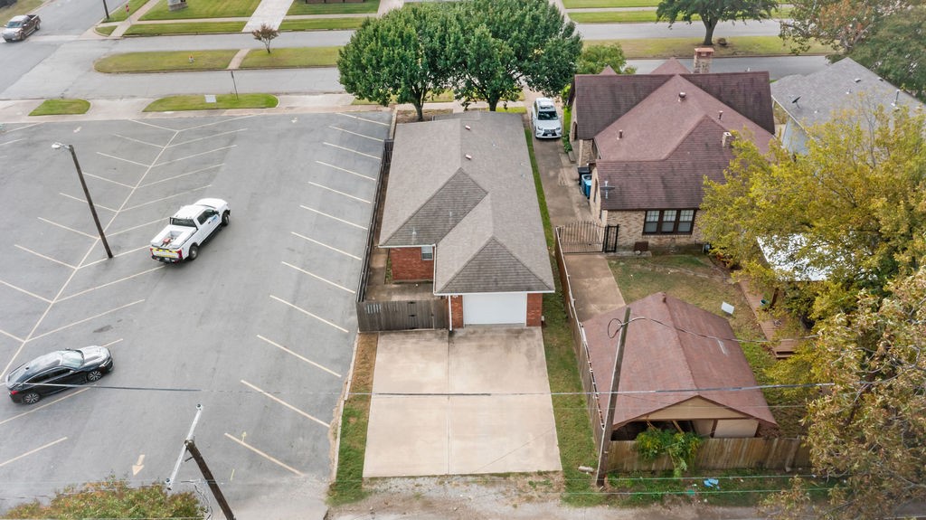 811 W Woodard Street Denison TX 75020