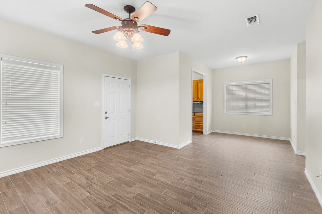 811 W Woodard Street Denison TX 75020