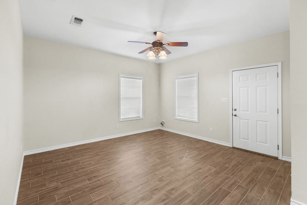 811 W Woodard Street Denison TX 75020