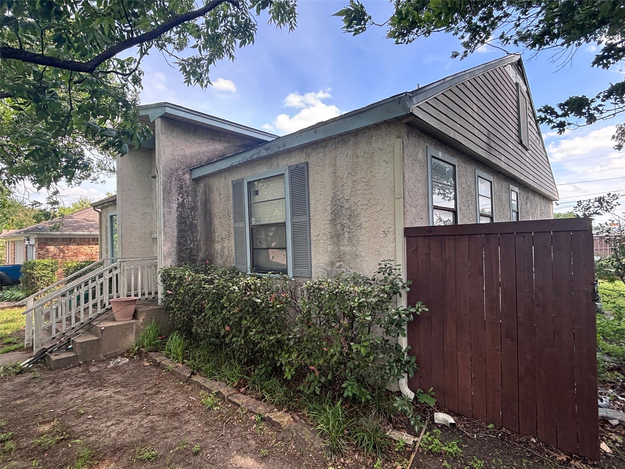 3024 Ruidosa Avenue Dallas TX 75228