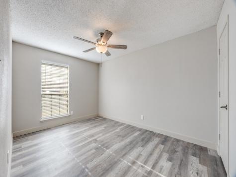 1581 Glenmore Drive Lewisville TX 75077