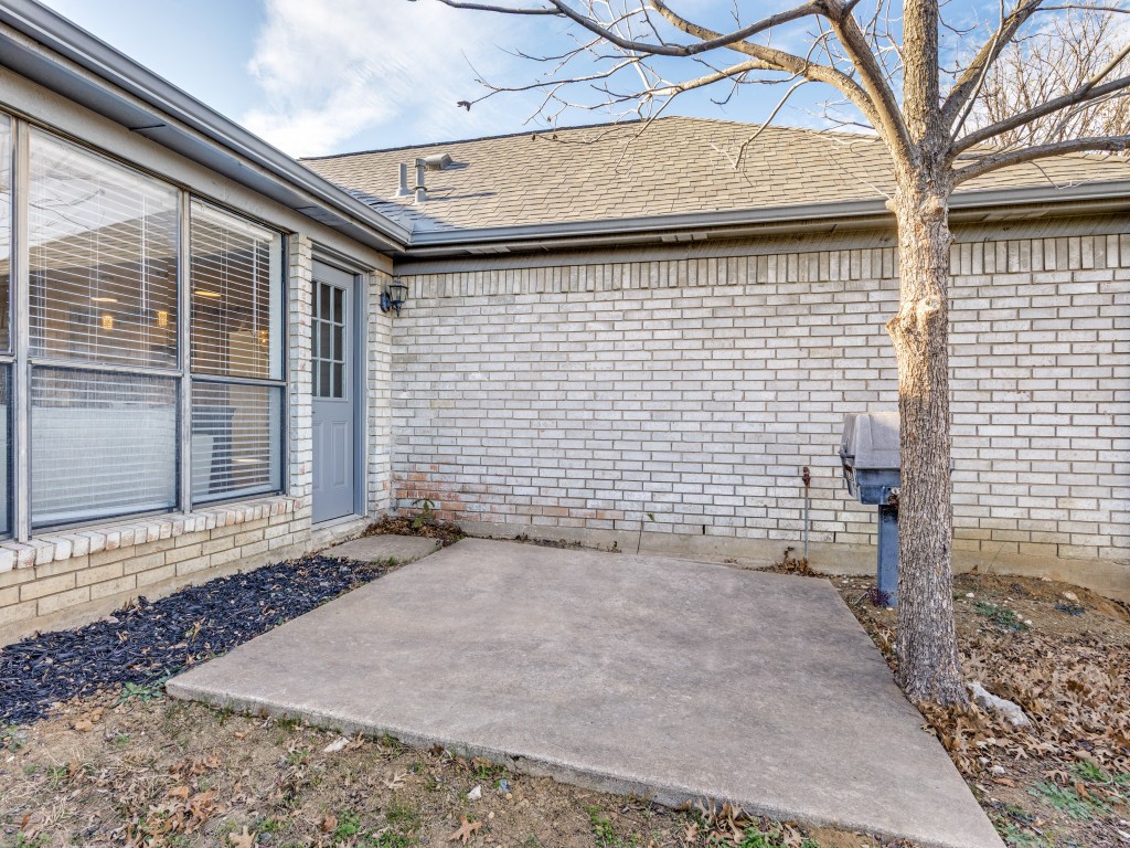 1581 Glenmore Drive Lewisville TX 75077