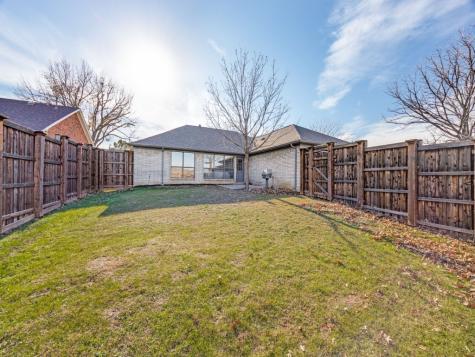 1581 Glenmore Drive Lewisville TX 75077