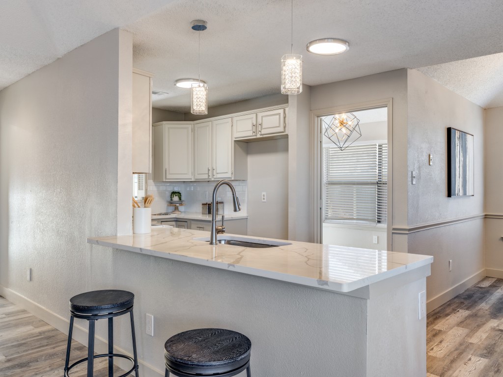 1581 Glenmore Drive Lewisville TX 75077