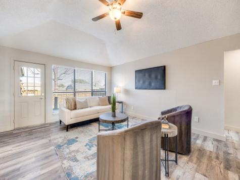 1581 Glenmore Drive Lewisville TX 75077