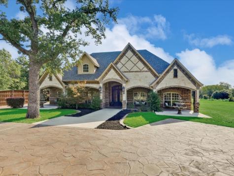 1328 Etain Road Irving TX 75060
