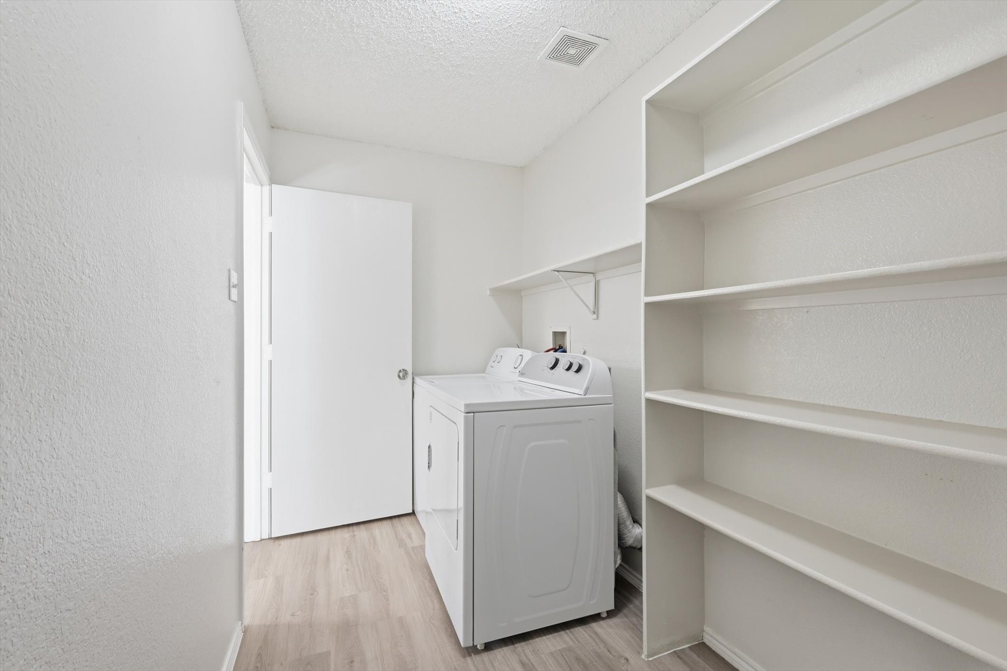 725 Lovern Street Cedar Hill TX 75104