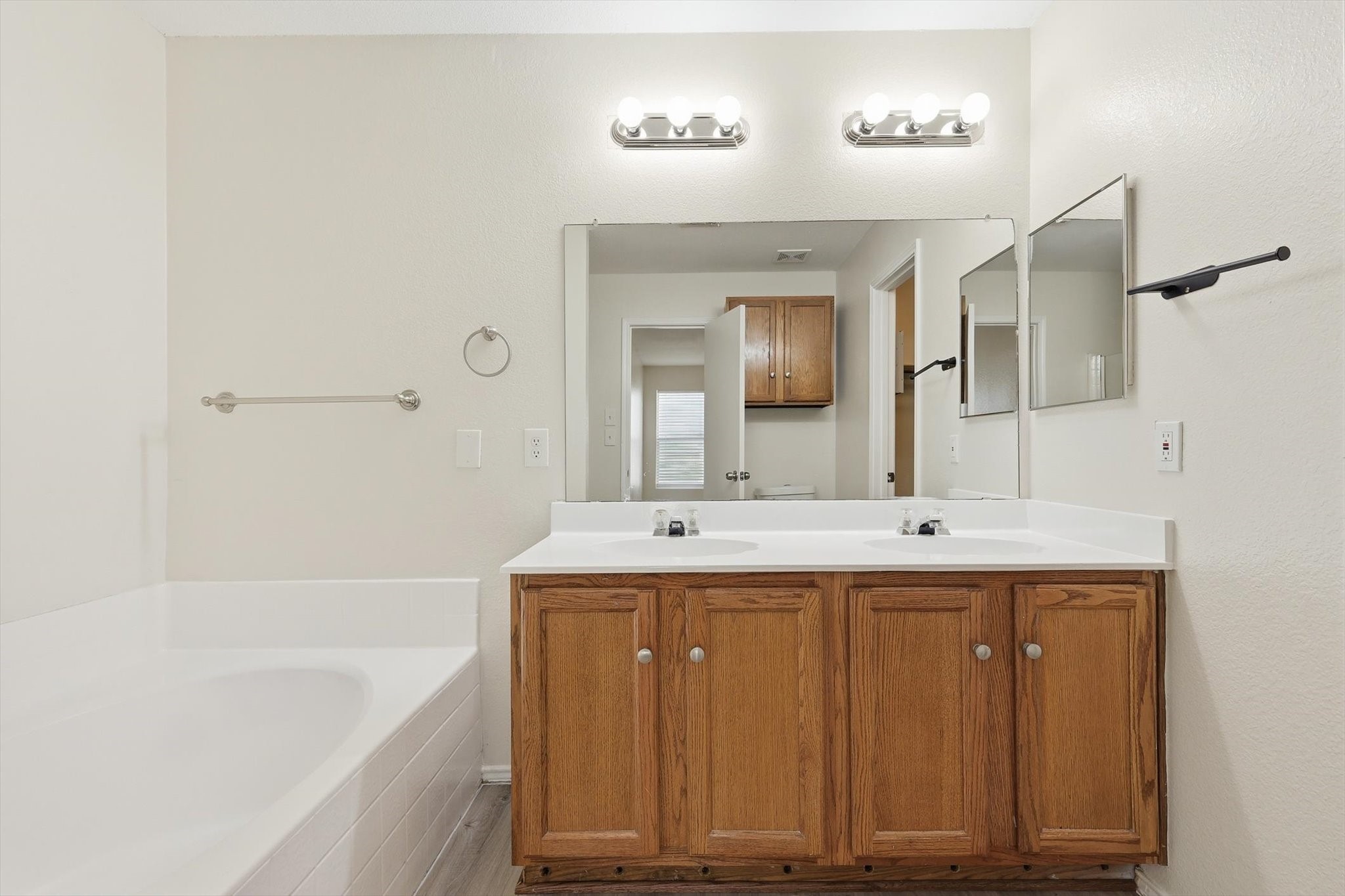 725 Lovern Street Cedar Hill TX 75104