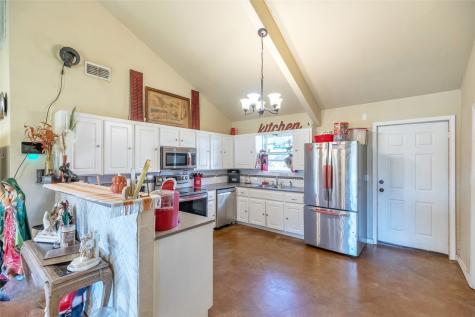 1502 Avenue N Anson TX 79501