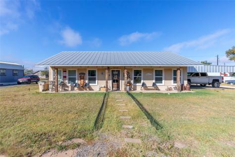 1502 Avenue N Anson TX 79501