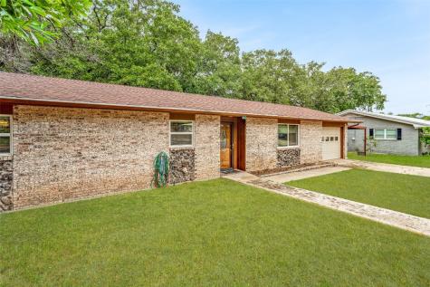 632 S Bowie Street De Leon TX 76444