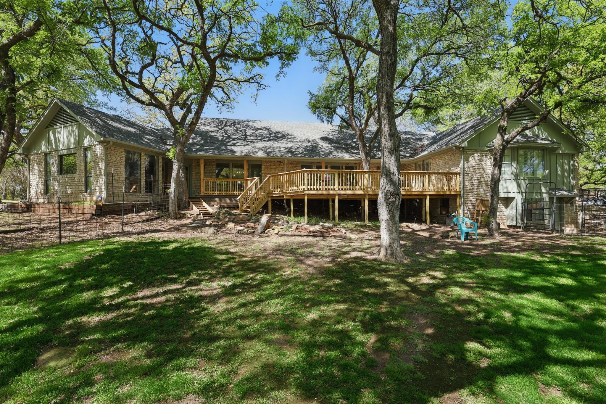 1904 Oak Ridge Trail Bridgeport TX 76426